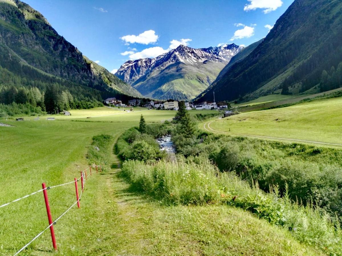 Haus Bergwind Appartement Sankt Leonhard im Pitztal Buitenkant foto